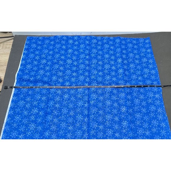 Blue Snowflake Fabric Remnant Patty Reed Design Christmas Silver Glitter Shimmer - Picture 6 of 6